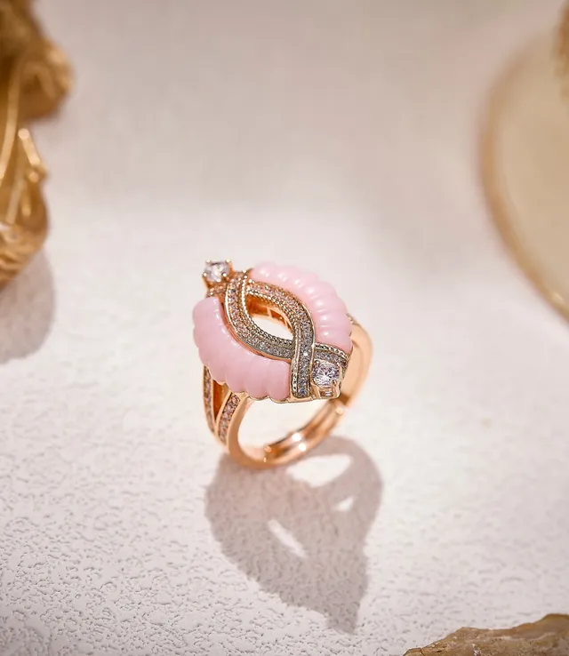 Scalloped Stone and Pavé Diamond Interwoven Rings