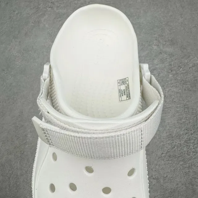 Crocs Echo Clog White Platform Strap Clog
