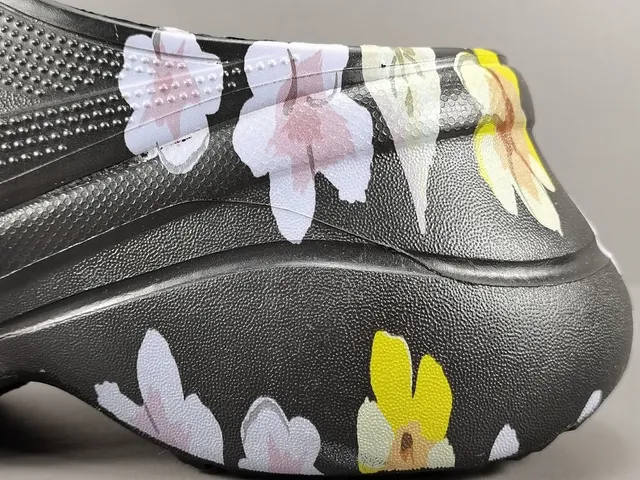 Crocs Echo Clog Floral Print Black Platform Clogs
