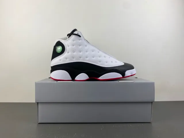 Air Jordan 13 White Black Red Quilted Basketball Shoes