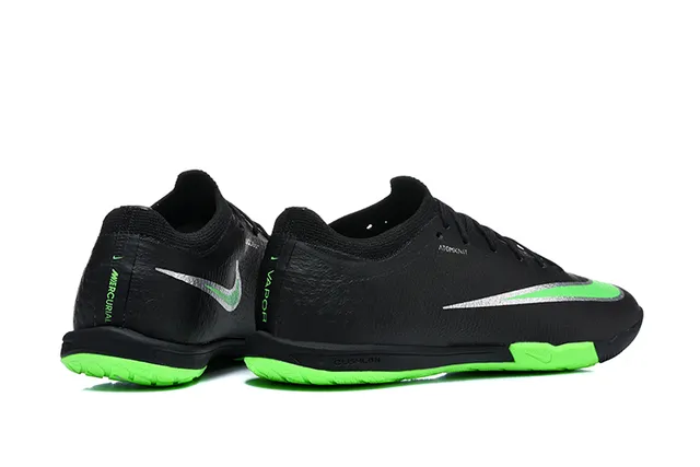 Nike Black Green Low-Cut Textured Synthetic Upper Indoor Soccer Shoes
