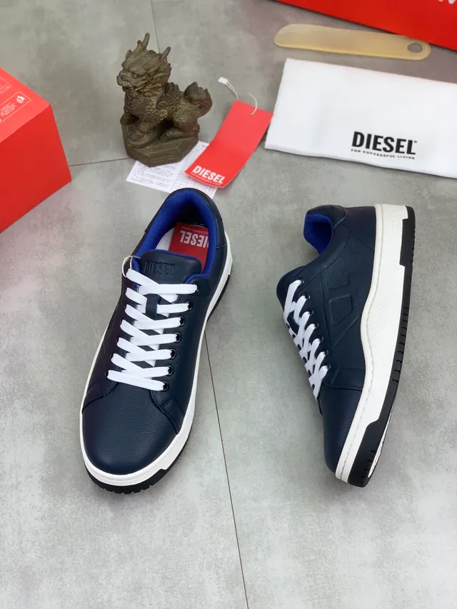 Diesel Navy White Leather Upper Contrast Laces Sneakers
