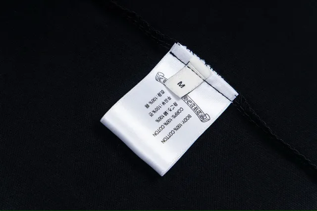 Comme des Garçons PLAY White Black Long-Sleeve Crewneck T-Shirt