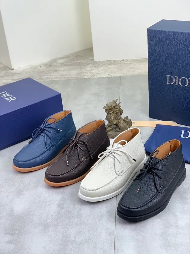 Dior Navy Beige Pebbled Leather Lace-Up Moccasin Boat Shoes