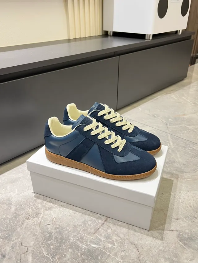 Maison Margiela White Multicolor Low-Top Leather Upper Lifestyle Sneakers
