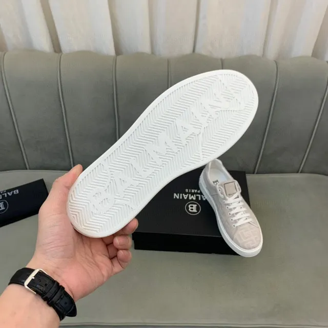 Balmain Beige White Monogrammed Upper Low-Top Lifestyle Sneakers