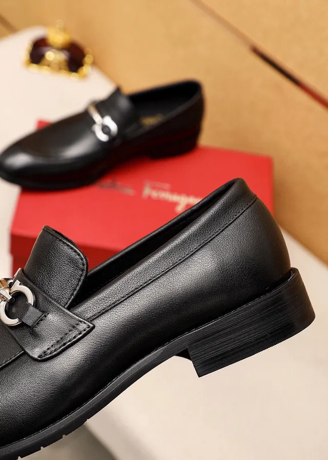 Salvatore Ferragamo Gancini Black Leather Horsebit Loafers