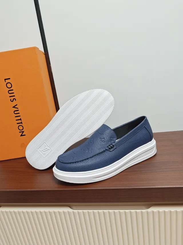 Louis Vuitton Run Away Navy Blue Pebbled Leather Platform Loafers