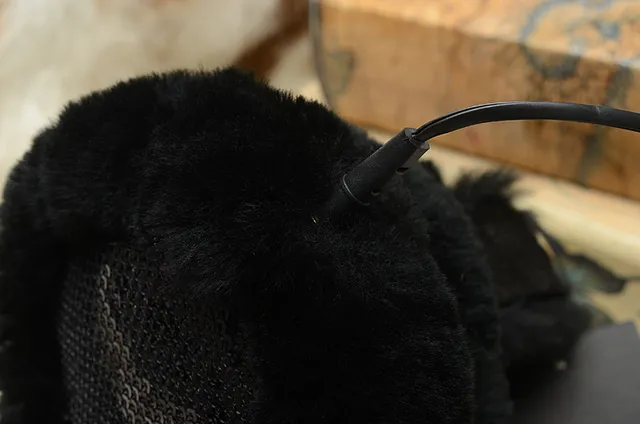 UGG Classic Black Beige Fur-Lined Shearling Interior Beanie