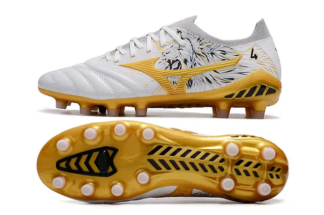Mizuno White Gold Low-Cut Synthetic Upper Quilted Toe Box Firm-Ground Soccer Shoes