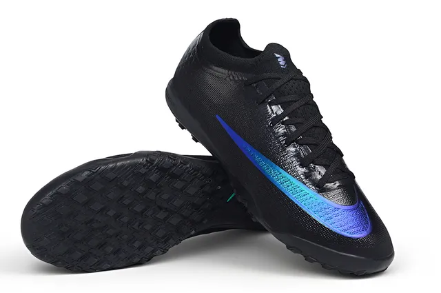Nike Black Blue Knit Upper Low-Cut Collar Turf Soccer Shoes