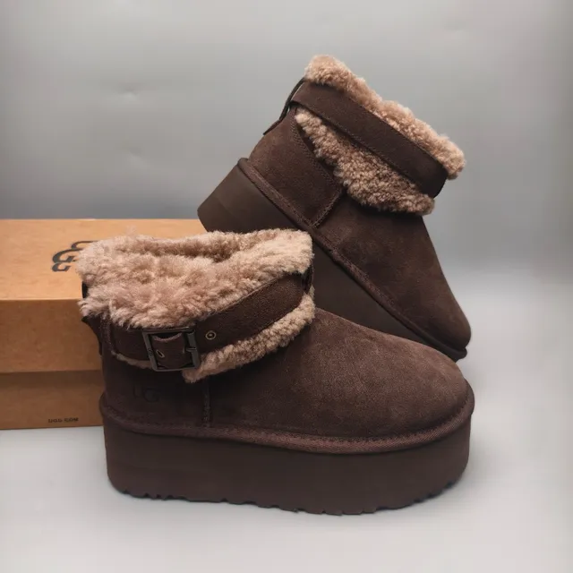 UGG Brown Beige Platform Sole Shearling-Lined Cuff Snow Boots