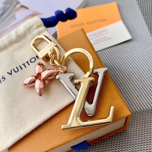 Louis Vuitton Monogram Flower Gold Monogrammed Metallic Brooch