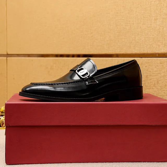 Salvatore Ferragamo Gancini Loafer Black Glossy Leather Loafers