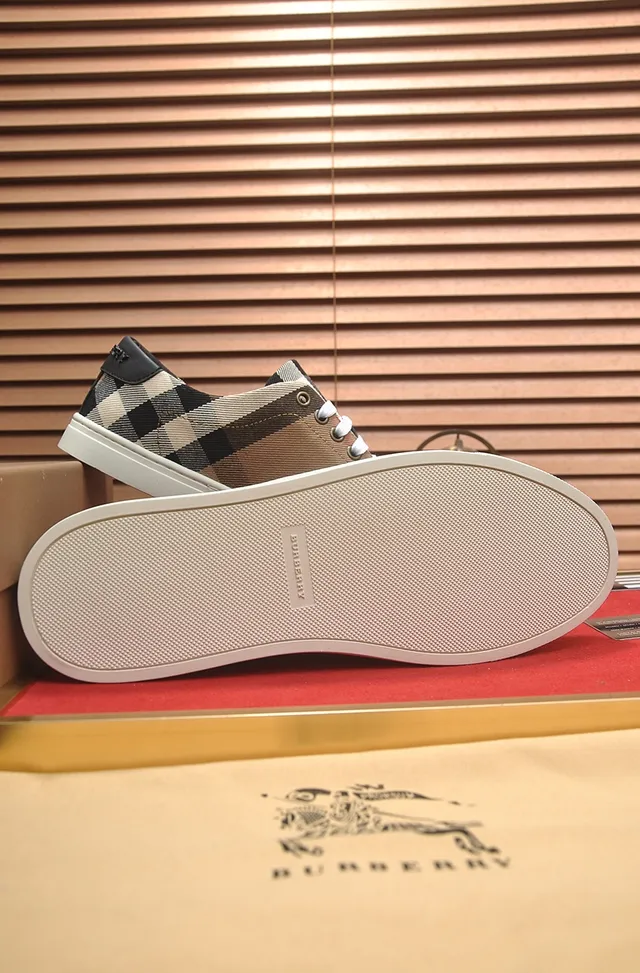 Burberry Beige Multicolor House Check Canvas Upper Flat White Cupsole Lifestyle Sneakers