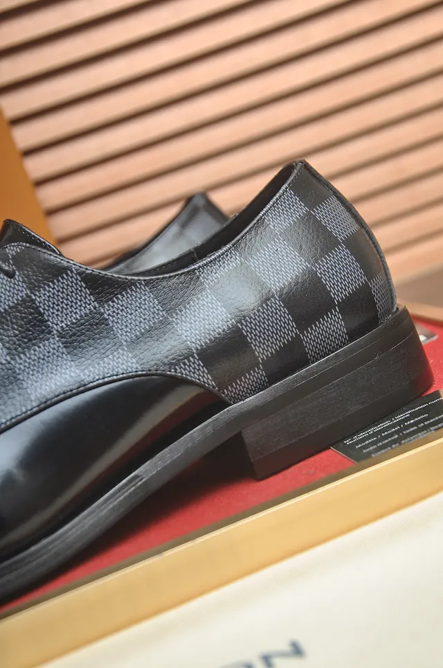 Black and Gray Checkerboard Cap-Toe Oxford Shoes