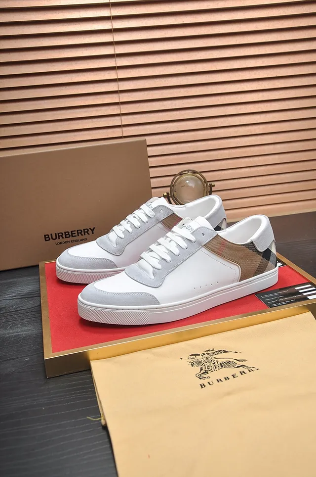Burberry White Beige Low-Top Panelled Leather-Suede Lifestyle Sneakers