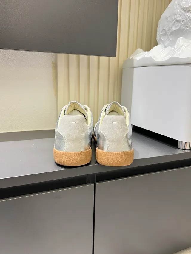 Maison Margiela White Multicolor Low-Top Leather Upper Lifestyle Sneakers
