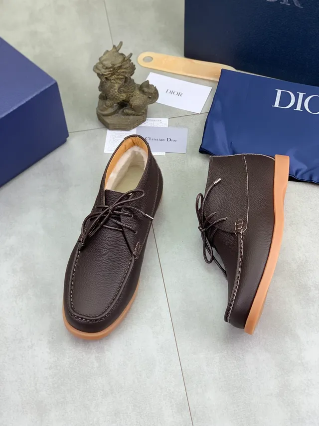 Dior Boat Shoe Brown Beige Pebbled Leather Moc-Toe Stitching Boat Shoes
