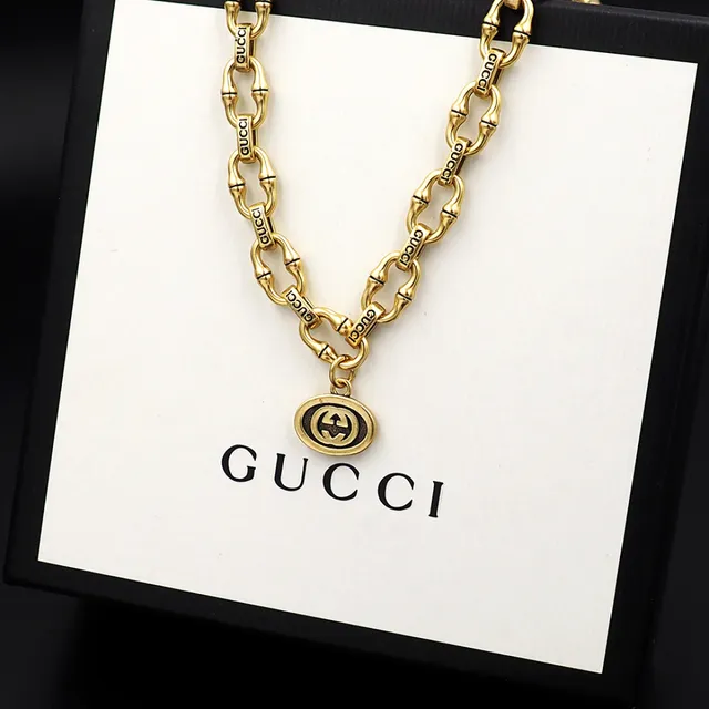 Gucci Bamboo Chain Engraved Double G Pendant Necklace