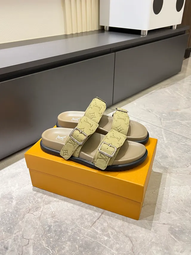 Louis Vuitton Slide Monogram Double-Strap Casual Sandals