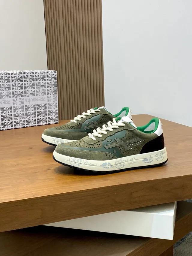 Saucony Originals Jazz Olive Green Perforated Suede Lifestyle Sneakers