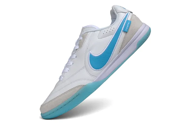 Nike White Blue Low-Top Synthetic And Suede Upper Sneakers