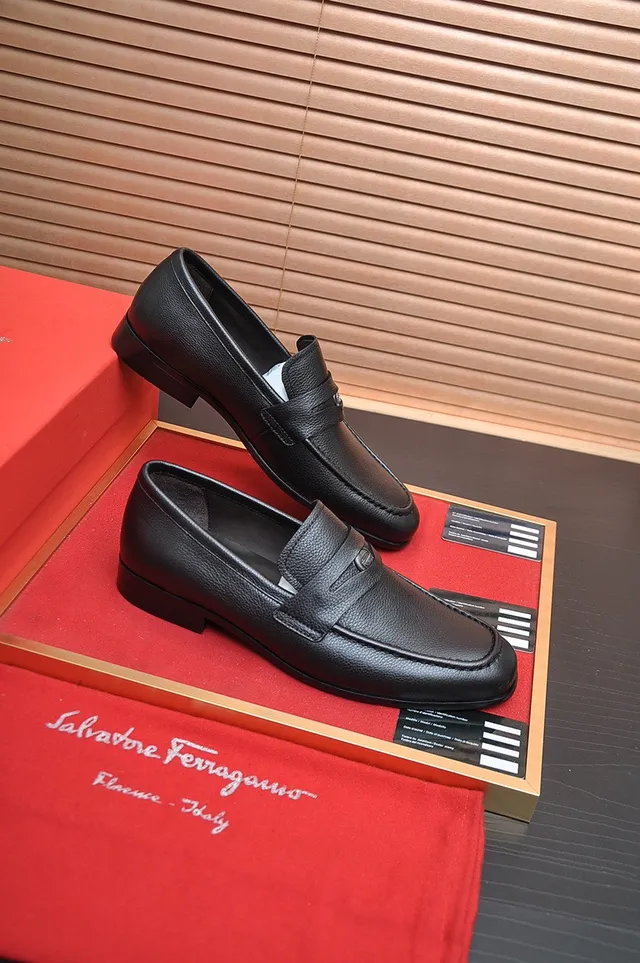 Salvatore Ferragamo Gancini Loafer Black Pebbled Leather Penny Strap Loafers