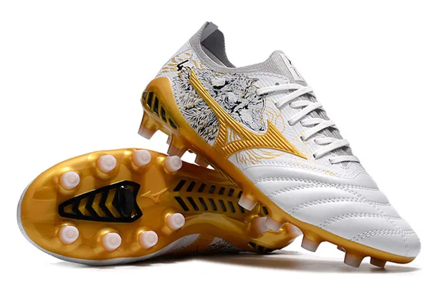 Mizuno White Gold Low-Cut Synthetic Upper Quilted Toe Box Firm-Ground Soccer Shoes