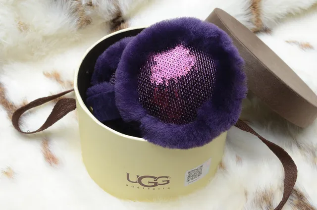 Black Brown Fur-Lined Mesh Interior Beanie