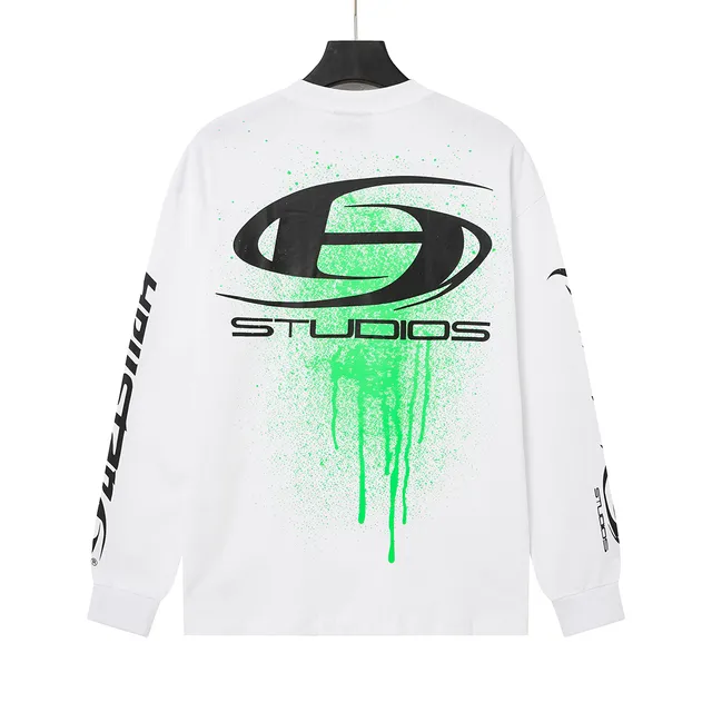 Hellstar Spray Graphic Long-Sleeve T-Shirt