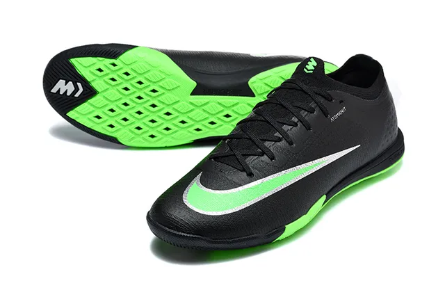 Nike Black Green Low-Cut Textured Synthetic Upper Indoor Soccer Shoes