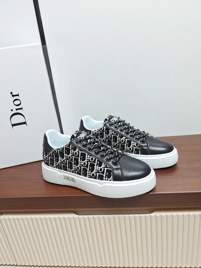 Dior B23 Monogram Black and White Lifestyle Sneakers