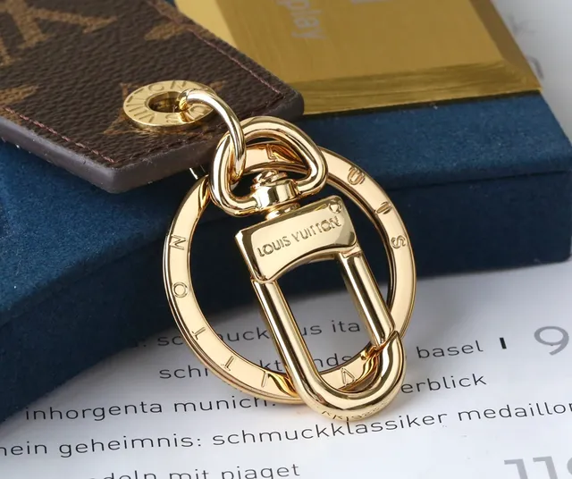 Louis Vuitton Monogram Canvas Key Tag Card Holder