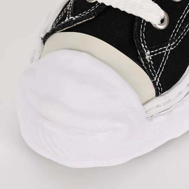 Maison Margiela Black White Deconstructed Oversized Sole Lifestyle Sneakers