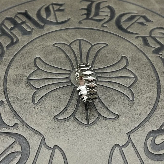 Chrome Hearts Spiked Chain Ring Silver Curb Band High-Polish Metal Ring