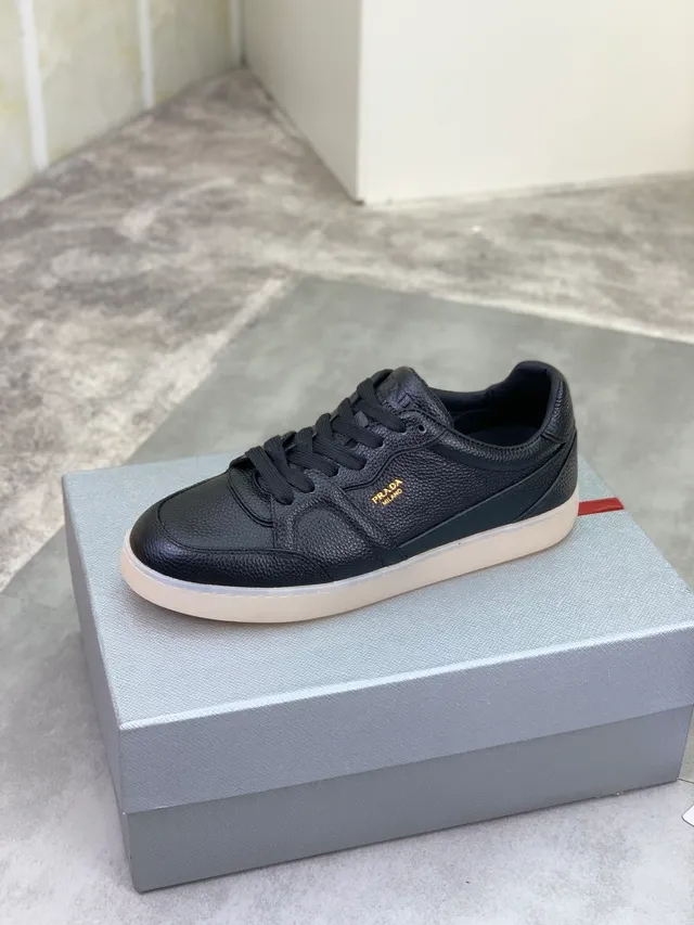 Prada Black Beige Pebbled Leather Low-Top Silhouette Lifestyle Sneakers