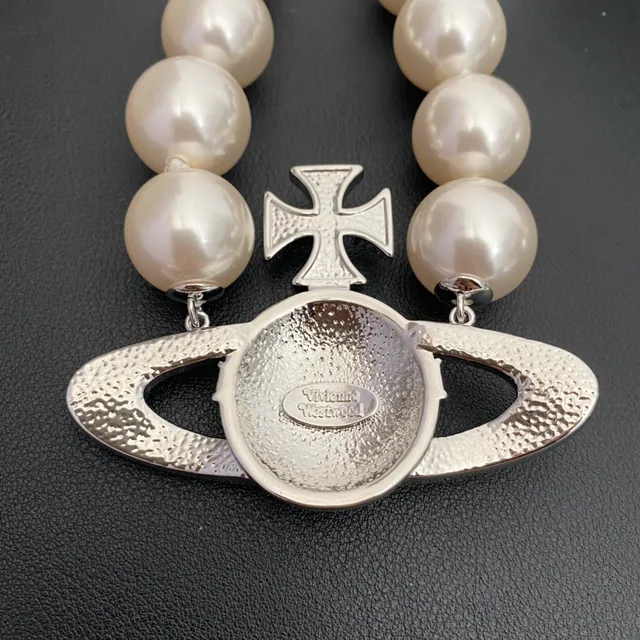 Vivienne Westwood Classic Orb Pearl Beaded Choker Necklace