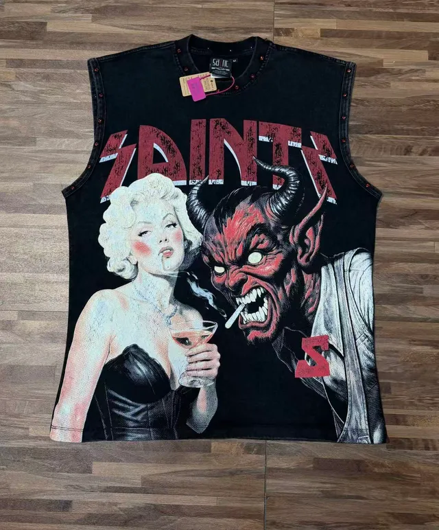 Graphic-Print Riveted Armhole Vest Top