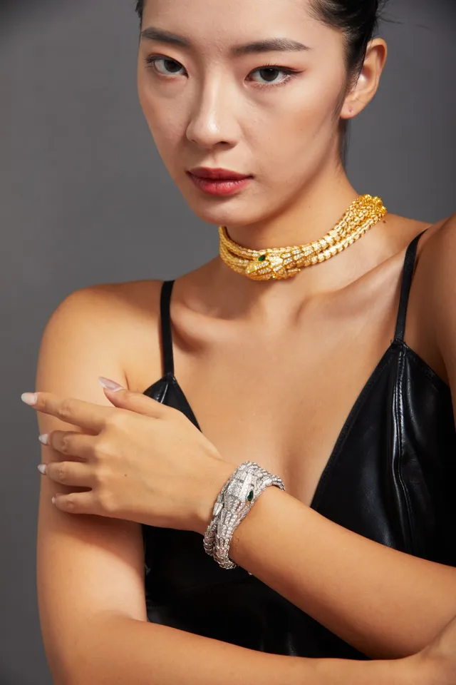 Bvlgari Serpenti High Jewelry Diamond and Emerald Coiled Bracelet