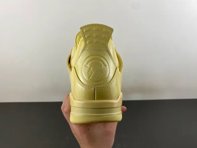 Air Jordan 4 Monochromatic Yellow Basketball Shoes