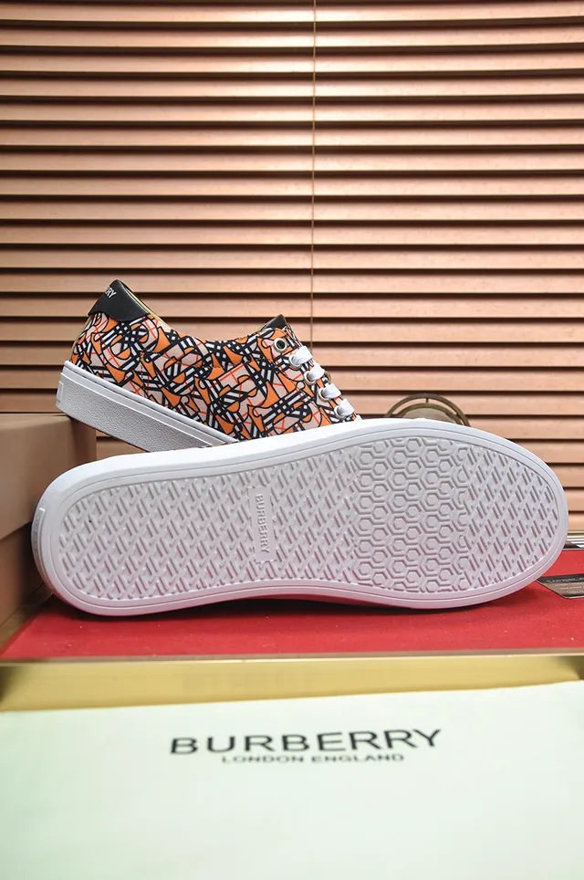 Burberry Orange White Low-Top Geometric-Print Canvas Upper Lifestyle Sneakers