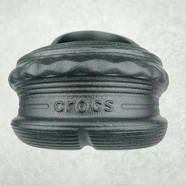Crocs Echo Clog Black Molded Strap Clog