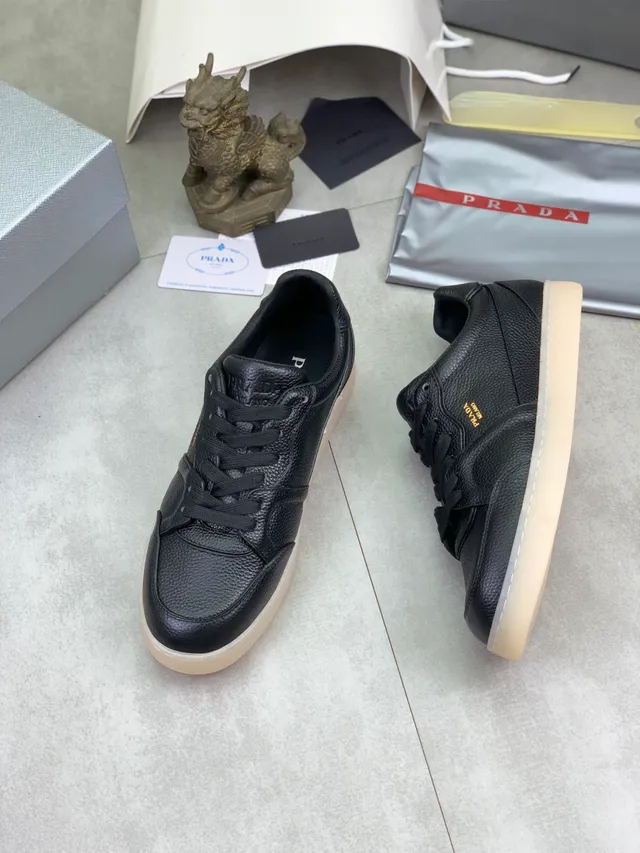 Prada Black Beige Pebbled Leather Low-Top Silhouette Lifestyle Sneakers