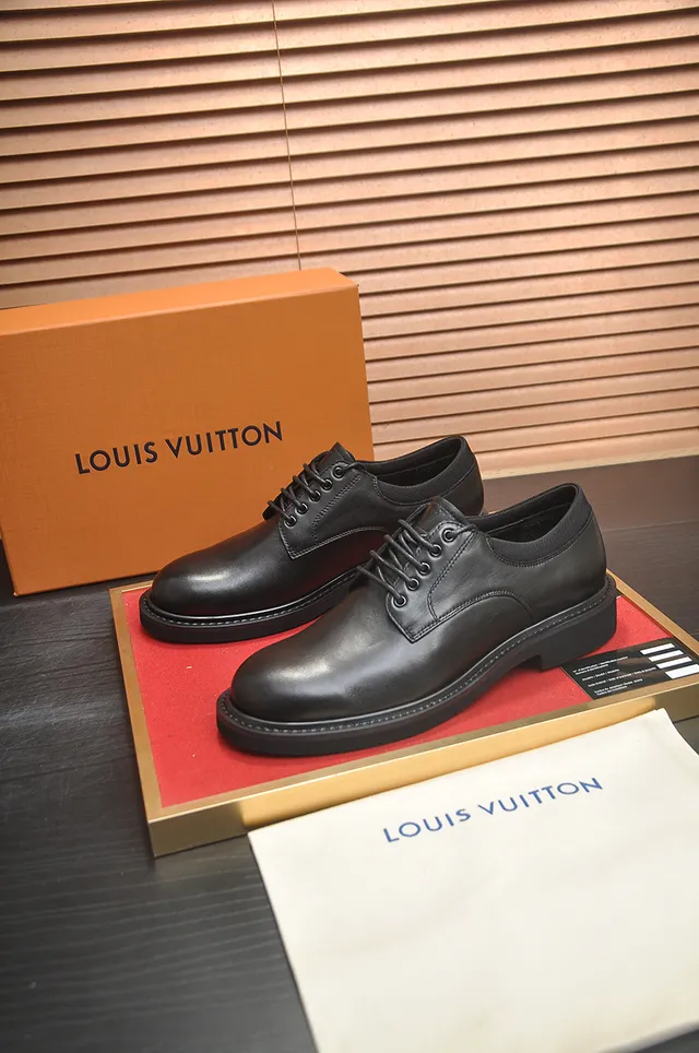 Black Leather Cap-Toe Derby Shoe