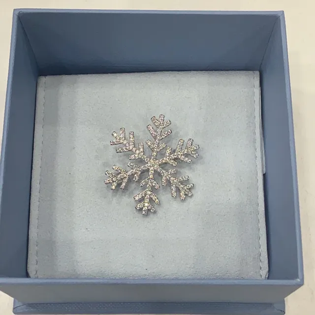 Snowflake Pavé-Set Clear Stone Brooch
