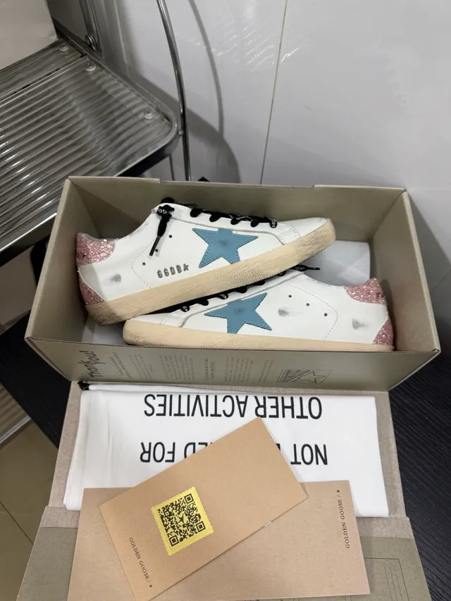 Golden Goose Super-Star White Blue Distressed Leather Light Patch Lifestyle Sneakers