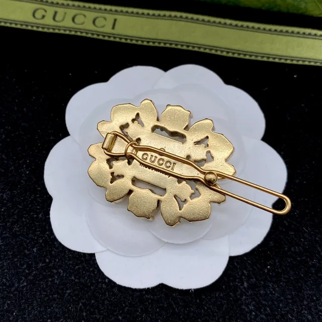 Gucci White Green Camellia-Shaped Crystal-Embellished Brooch