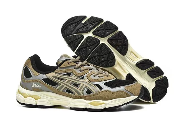 ASICS Beige Gray Layered Synthetic Cage Open Mesh Ventilation Running Shoes