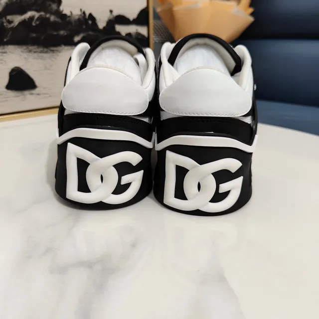 Dolce & Gabbana White Black Mixed-Material Upper Translucent Sole Sneakers